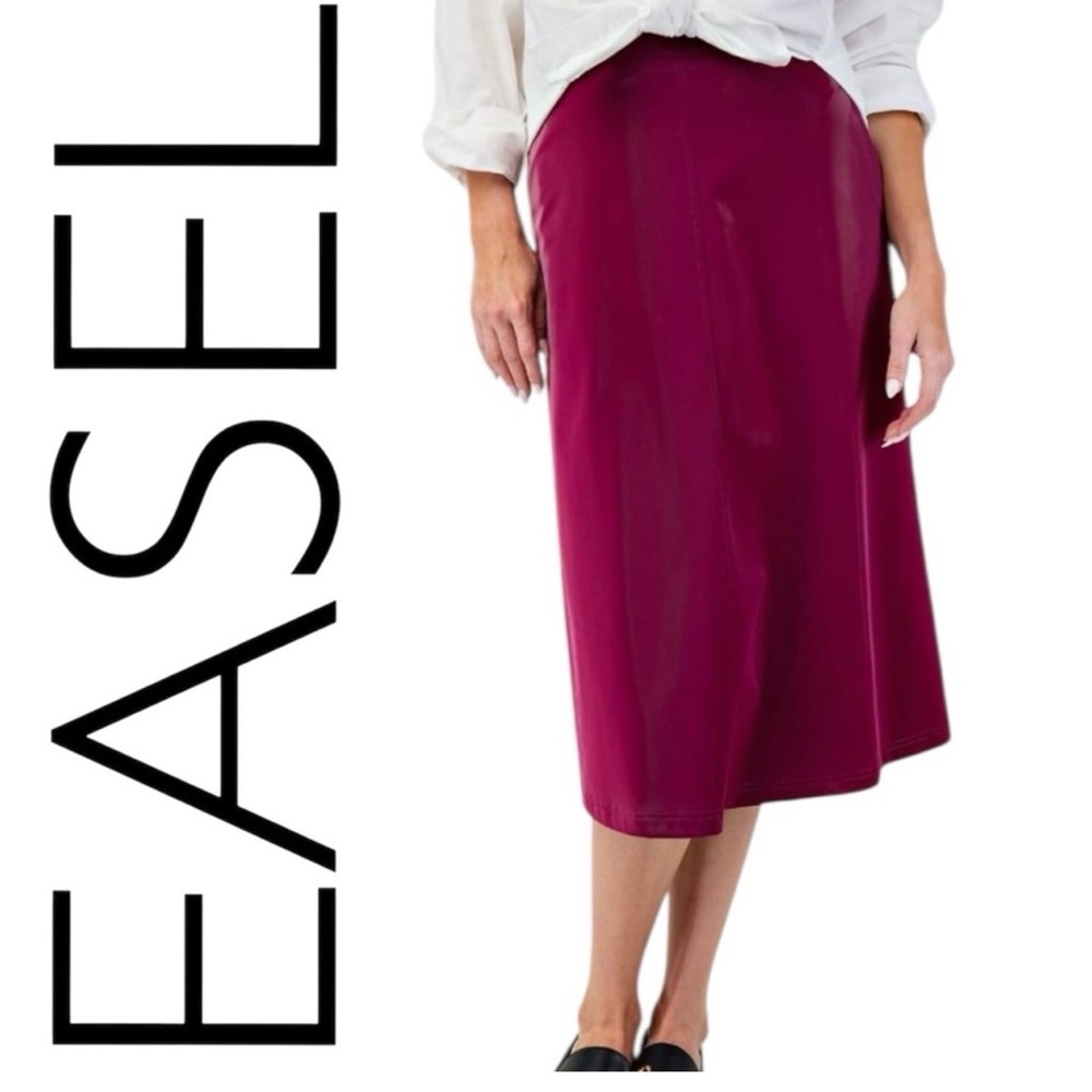 NWT EASEL SKIRT